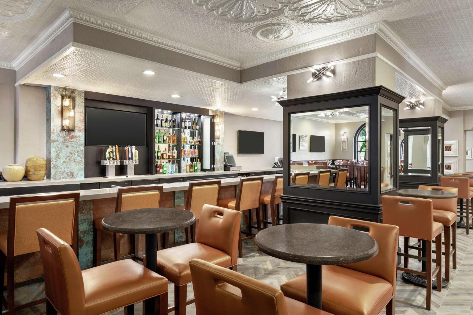 Embassy Suites By Hilton Santa Ana Orange County Airport מראה חיצוני תמונה