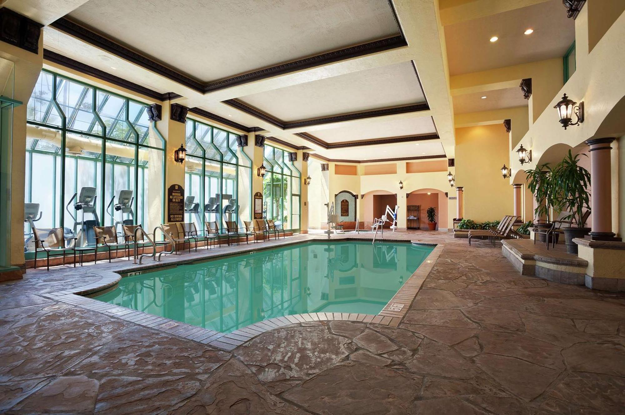 Embassy Suites By Hilton Santa Ana Orange County Airport מראה חיצוני תמונה