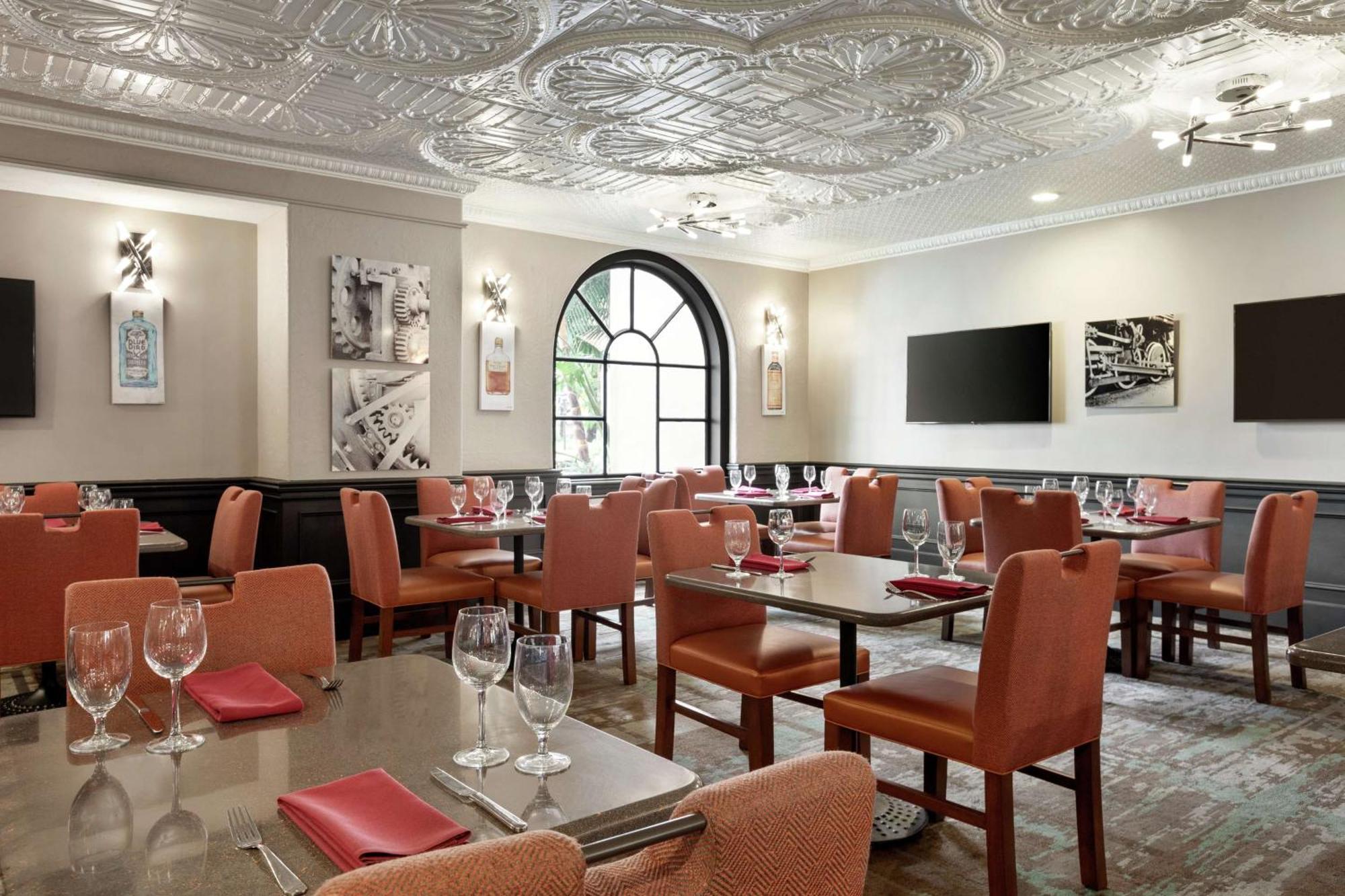 Embassy Suites By Hilton Santa Ana Orange County Airport מראה חיצוני תמונה