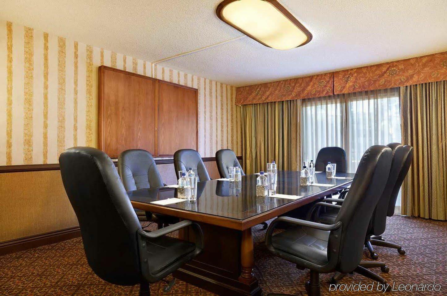 Embassy Suites By Hilton Santa Ana Orange County Airport מראה חיצוני תמונה